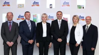 dm potvrdio vodeću poziciju