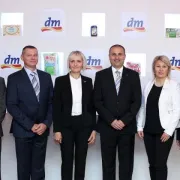 dm potvrdio vodeću poziciju