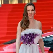 Hilary Swank i Helen Mirren na otvorenju međunarodnog filmskog festivala u Tokiju
