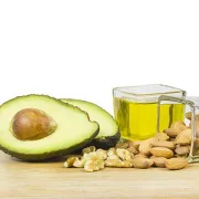 8 koristi LCHF dijeta koje se baziraju na zdravim masnoćama (i izbacivanju ugljikohidrata)