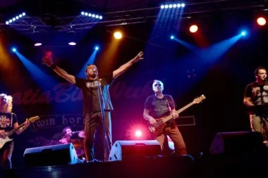 Zabranjeno pušenje 9. travnja u klubu Sax!