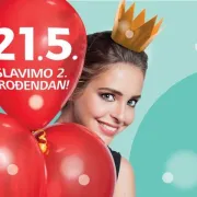 Supernova rođendan s gusarima u svemiru