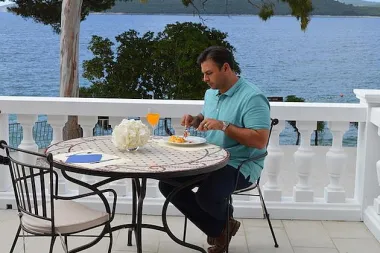 Hotel Bellevue Orebić ugostio i oduševio britanskog Masterchefa Dhruv Bakera