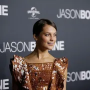 Predivna Alicia Vikander na premijeri filma Jason Bourne