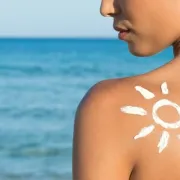 Vodič Poliklinike Bagatin za zdravo sunčanje i mirno ljetovanje