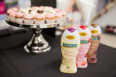 Predajte se iskušenjima ukusne linije gelova za tuširanje Palmolive Gourmet Body Butter