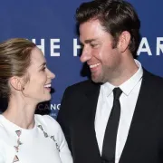 Emily Blunt zablistala na crvenom tepihu