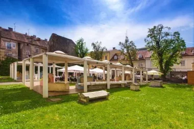 Brewbites - american restaurant & sports bar slavi svoj prvi rođendan