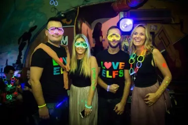 Njega usana nikad nije bila zabavnija uz novi Labello Original Neon