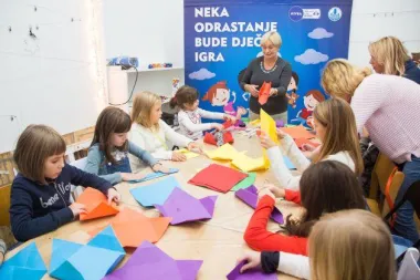 Održana radionica za roditelje i djecu u sklopu NIVEA Dječjeg tjedna Izrada igračaka izmamila dječje osmijehe