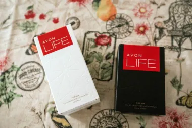 Povoljno i kvalitetno: Avon Life by Kenzo Takada