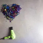 Nova kampanja “Can’t frizz love” by Opium