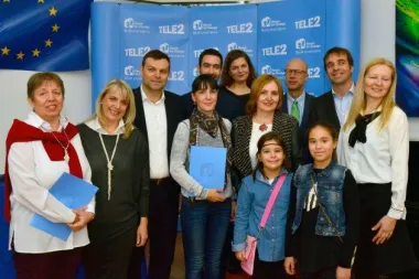 Neformalni zavod za zapošljavanje, Iskrice i Logopedi bez granica nagrađeni su projekti ovogodišnjeg natječaja Tele2 i Zaklade Reach for Change – Budi promjena