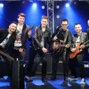 Denis Dumančić i Tragovi predstavljaju fantastičan singl 'Sve na ljubav miriše'