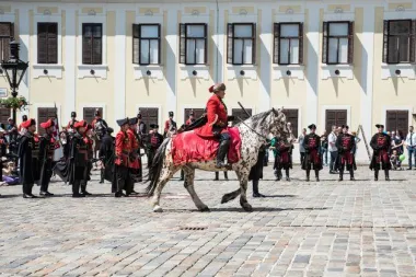 Dan kada je prvi puta zavezana kravata