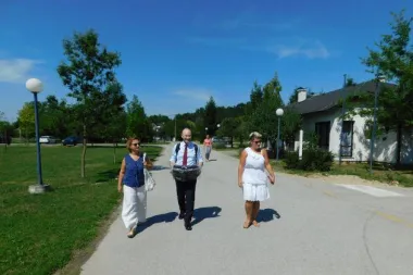 Donacija školskih torbi za SOS Dječje selo Lekenik