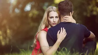 Partner kao ogledalo naših potisnutih osobina, emocija i ponašanja