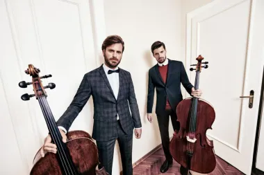 s.Oliver predstavlja božićnu kampanju s 2Cellos u glavnoj ulozi