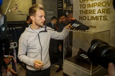 U  centru Zagreba otvoren novi adidas shop