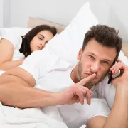 Vara li vas? Ovo su najčešću znakovi koji ga otkrivaju