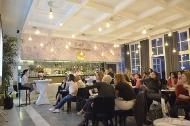 Puno smijeha i zabave na Ladies Only Pub Quizu