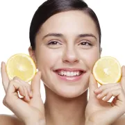 Najstabilniji vitamin C za regeneraciju kože ljeti