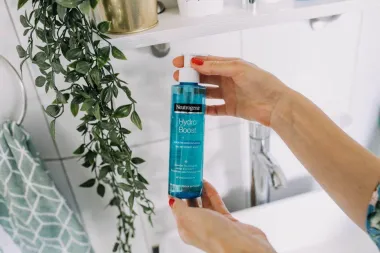 Test zona: Neutrogena Hydro Boost Hydrating Cleansing Gel za umivanje lica