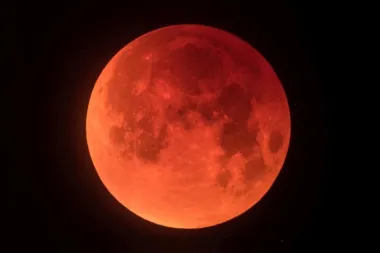 Potpuna pomrčina Mjeseca 27. srpnja – čeka nas vrlo intenzivan, čak sudbonosan događaj!