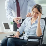 10 prirodnih metoda za liječenje migrene