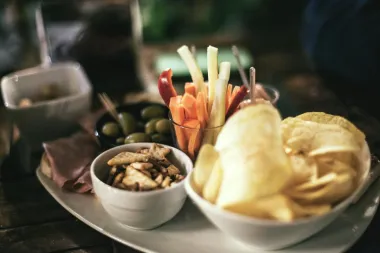 Utječu li 'ponoćni zalogaji' na dobitak kilograma?