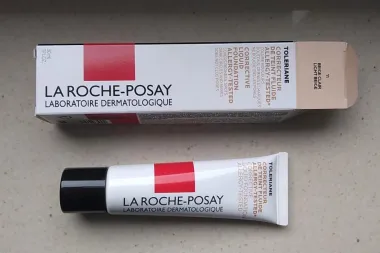 Test zona: Isprobala sam La Roche Posay foundation tekući puder na svojoj osjetljivoj koži