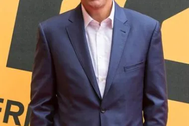 Kyle Chandler