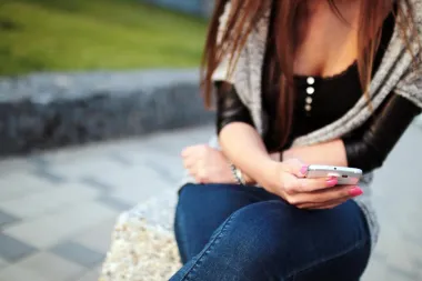 Sexting – nauči kako napaliti dečka porukama