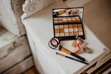 Za dane na plaži: S ovim trikovima bit ćeš majstorica 'no make up' izgleda