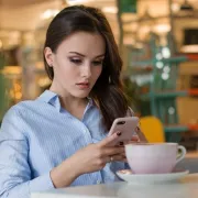 Kako se riješiti ovisnosti o mobitelu u 5 koraka