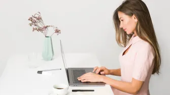 Jednostavni savjeti koji će ti pomoći da ostaneš super produktivna na poslu