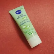 Test zona: Nivea rižin piling za lice za mješovitu kožu