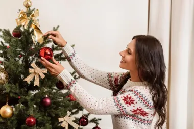 Psiholog tvrdi da su oni koji s božićnim ukrašavanjem započinju ranije - sretniji