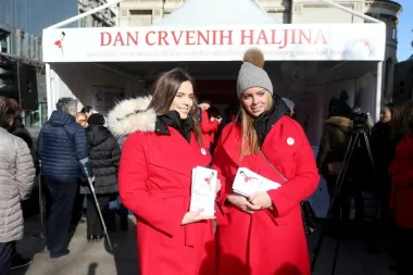 'Lady in Red': Podrži žene u crvenim haljinama i saznaj kako spasiti živote
