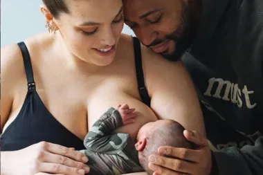 Najpoznatija plus size manekenka bez dlake na jeziku o izazovima majčinstva: 'Sada mogu sve!'