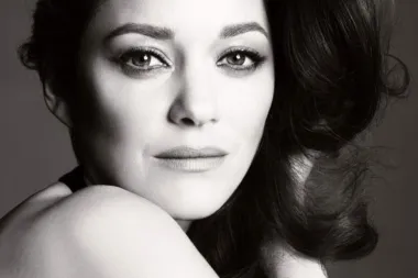 Chic Marion Cotillard: Bezvremenski stil ove Francuskinje osvojio je Chanel, a i nas