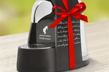 Poklanjamo aparat za kavu Julius Meinl i 2 poklon paketa