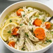 Jedini recept koji trenutno trebamo: Pileća juha kao lijek koji grije dušu i krijepi tijelo