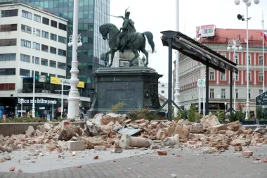 Domaći celebovi nakon potresa u Zagrebu: Zastrašujuće fotografije, tuga i emocije...