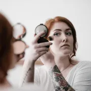 Pet jednostavnih make up trikova koji će ti olakšati život