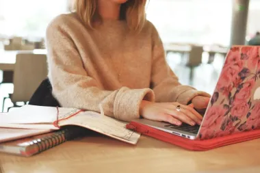 Iskoristi vrijeme samoizolacije i nauči novu vještinu: 5 korisnih web stranica koje nude online tečajeve