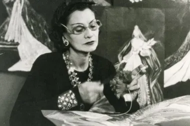 Modna revolucionarka skandaloznog života: Coco Chanel, žena kojoj svi znaju ime, ali malo tko zna što je sve prošla