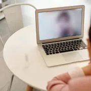 Skupina terapeuta ponudila je besplatnu online pomoć u ovom izazovnom razdoblju. Evo kako im se možeš javiti