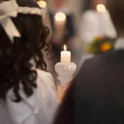 Poklon za prvu pričest: Što kupiti za ovaj svečani dan?
