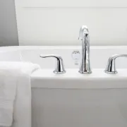 Znaš li koja su četiri najprljavija mjesta u kupaonici koja gotovo svi zaboravimo očistiti?